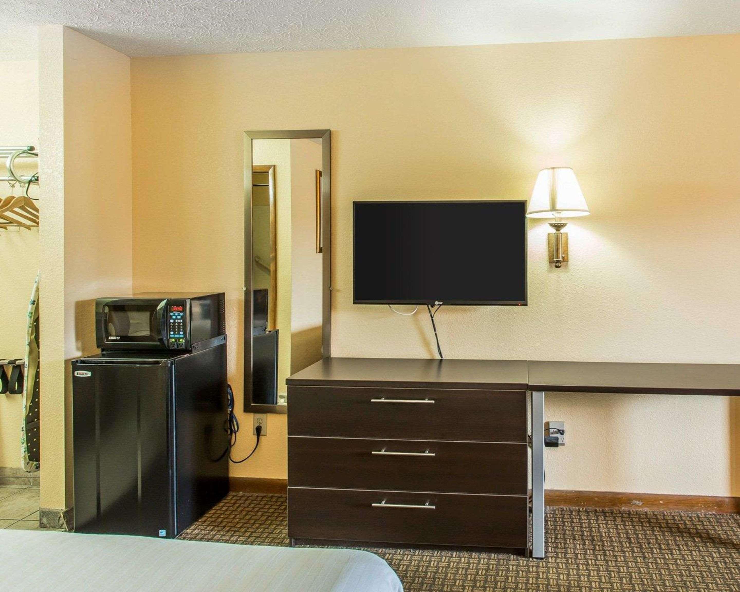 Econo Lodge Nashville North - Opryland Dış mekan fotoğraf