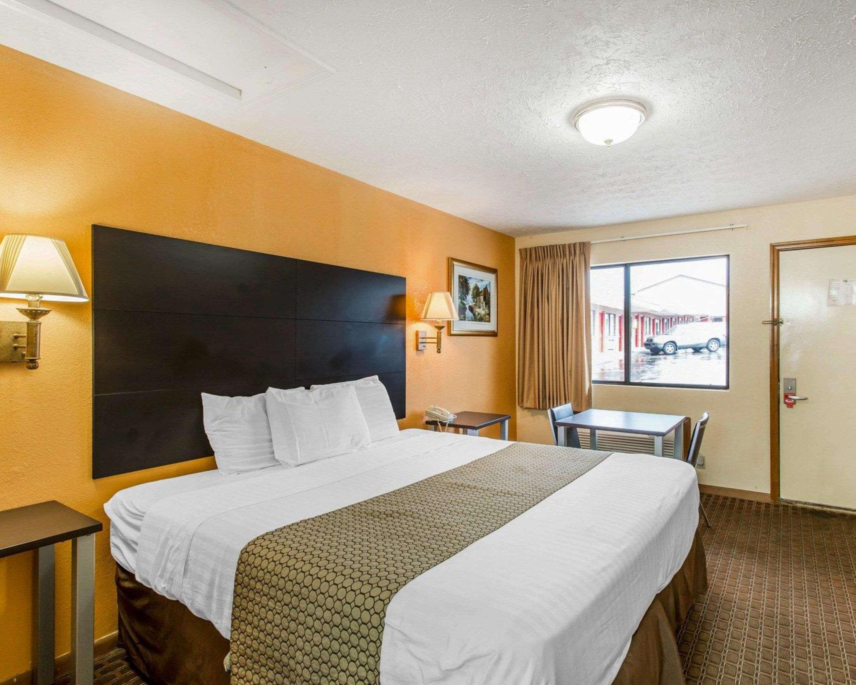 Econo Lodge Nashville North - Opryland Dış mekan fotoğraf