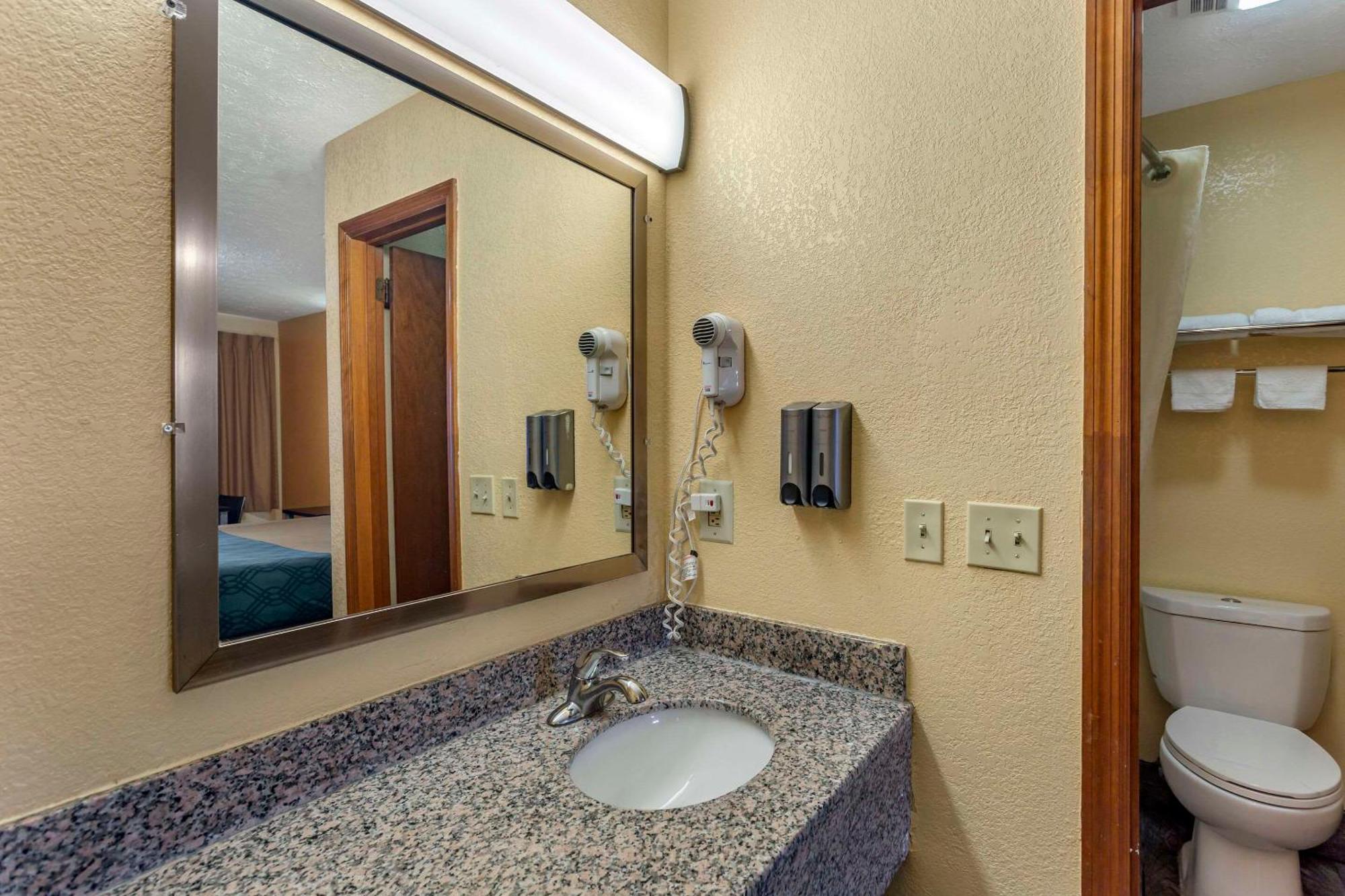 Econo Lodge Nashville North - Opryland Dış mekan fotoğraf