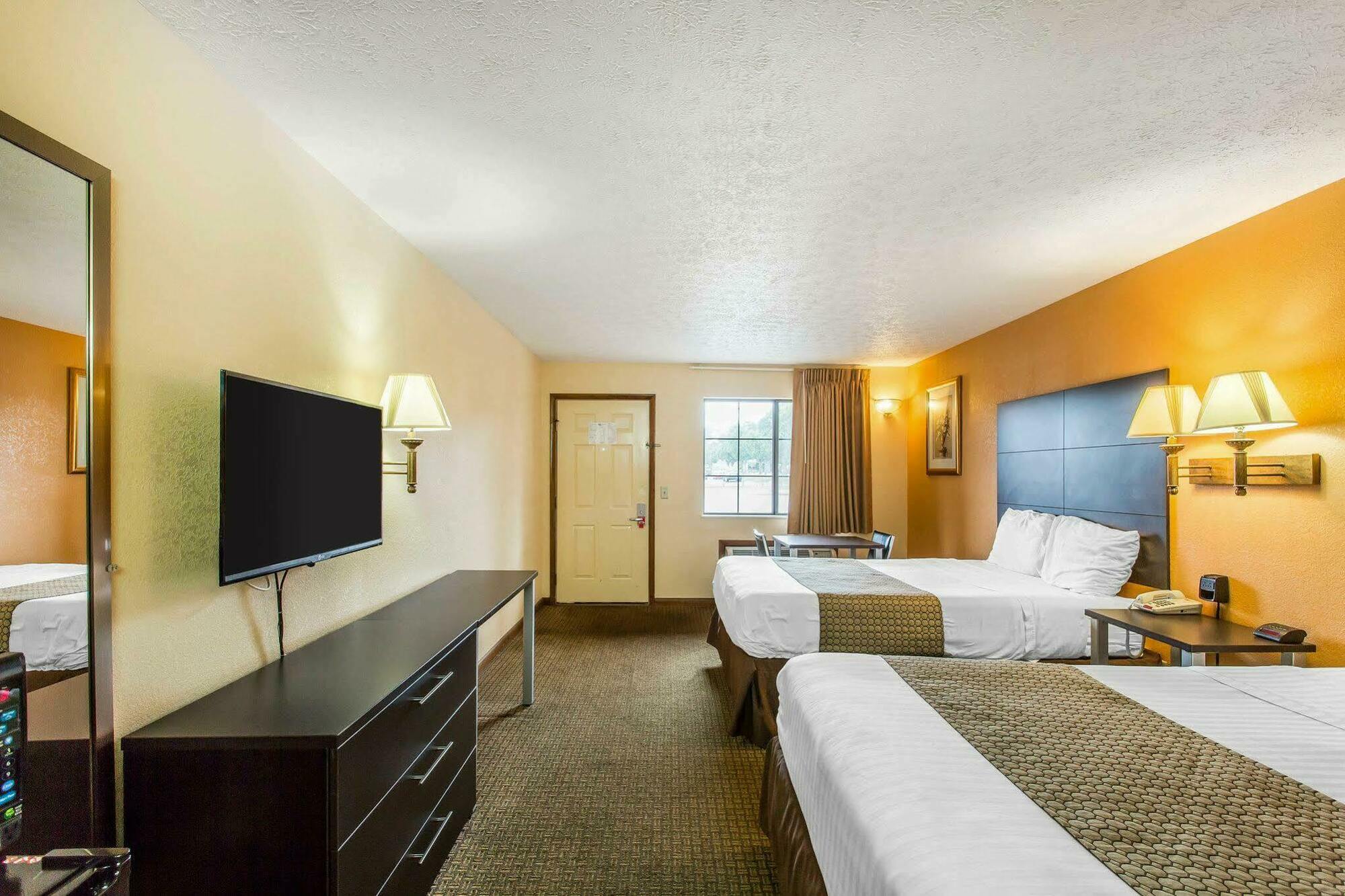 Econo Lodge Nashville North - Opryland Dış mekan fotoğraf