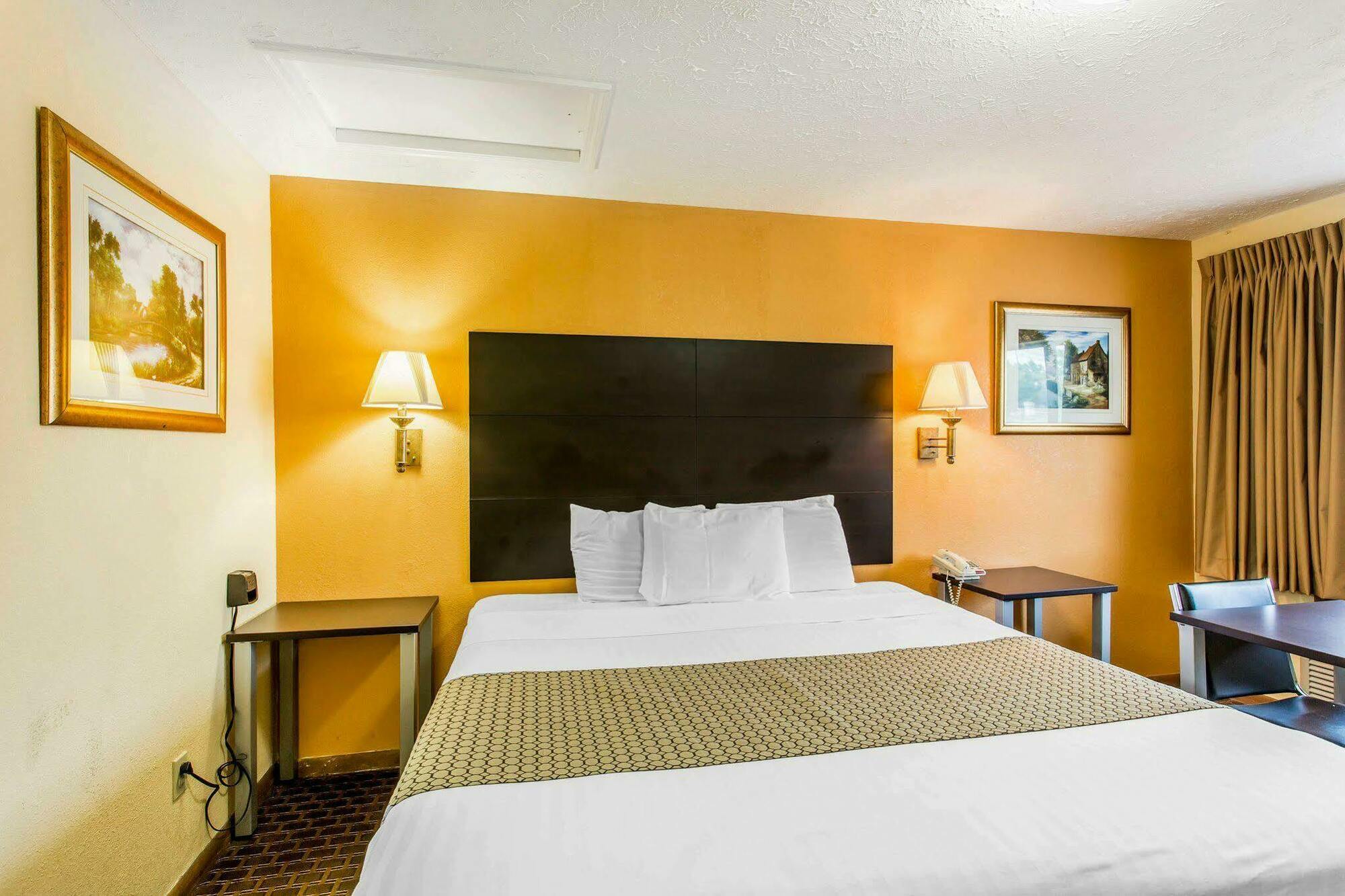 Econo Lodge Nashville North - Opryland Dış mekan fotoğraf